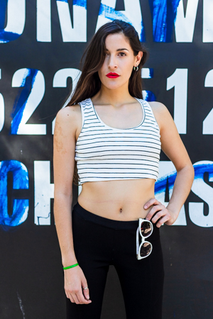 modelo frente a garage