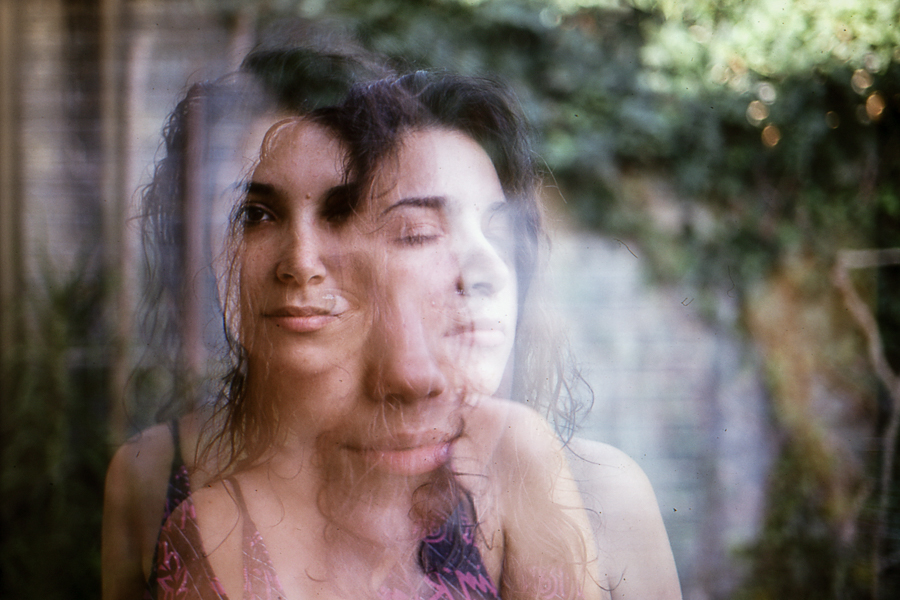 autorretrato 35mm por Marcia Filz